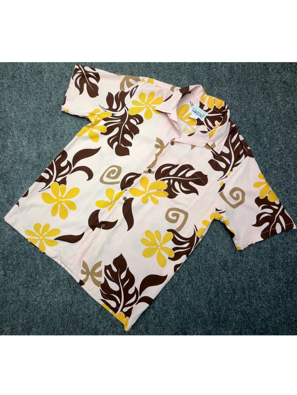 Vintage Island Aloha Wear Hawaiian Shirt Pink Floral 100% Rayon USA Made Large
